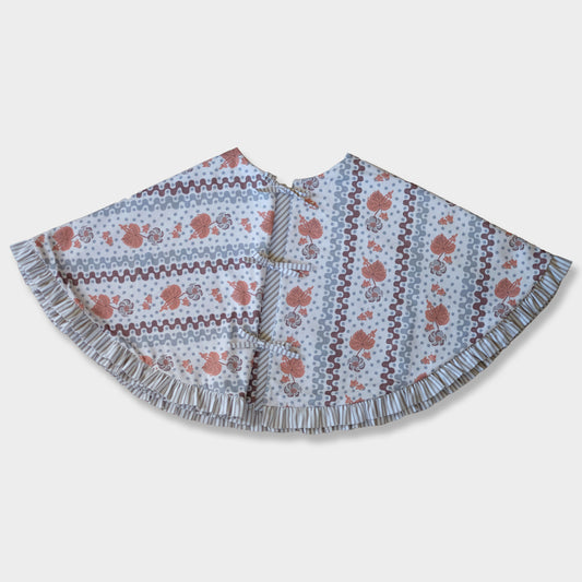 Christmas Tree Skirt - Beth Chestnut