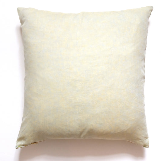 Avery Pillow