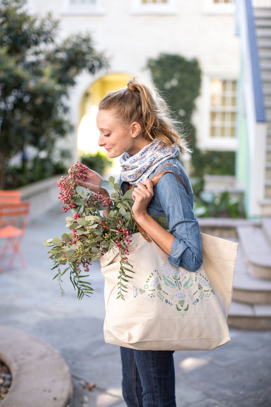 Hydrangea Market Tote